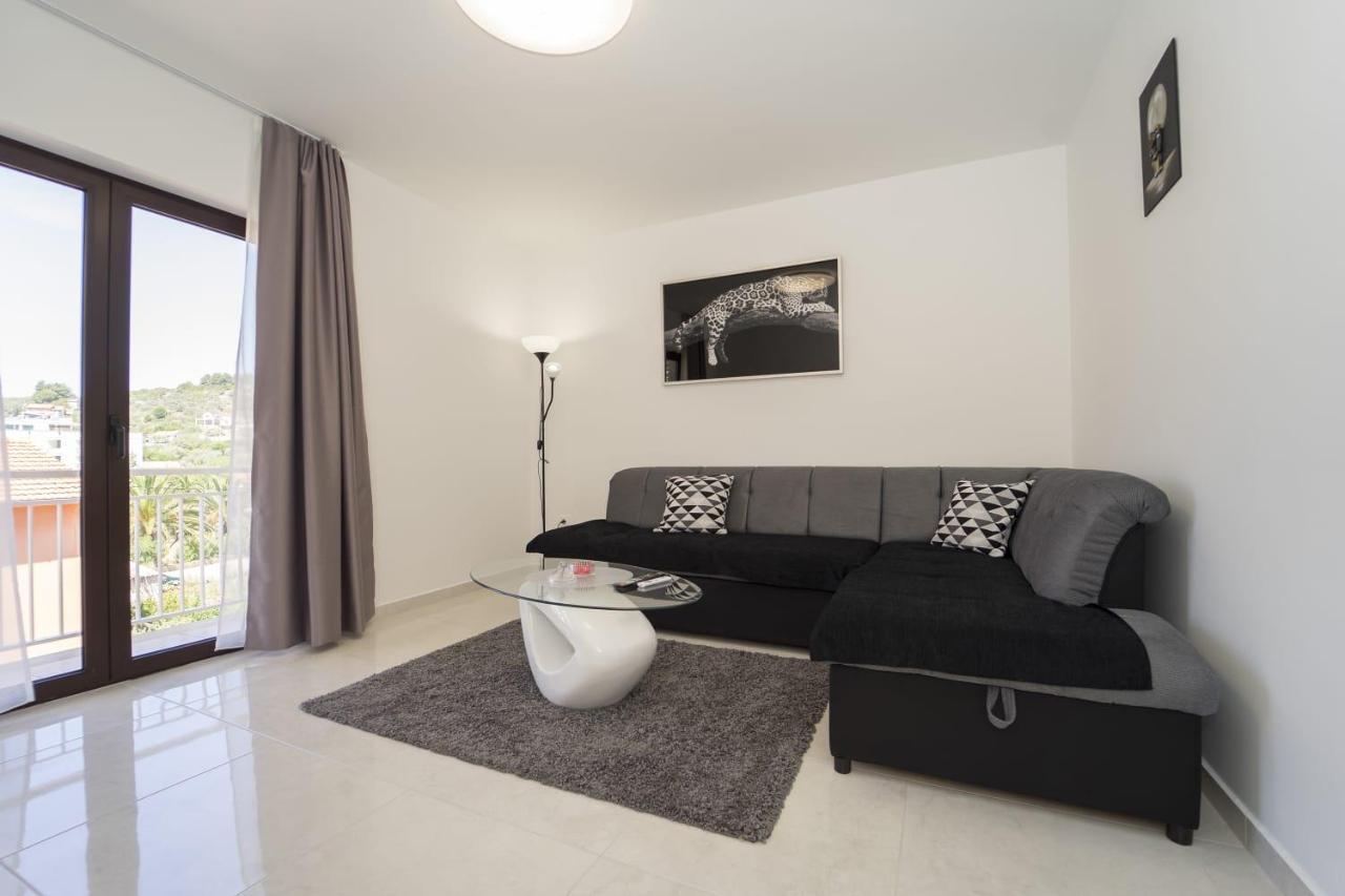 Apartman Tessa فيلا لوكا المظهر الخارجي الصورة