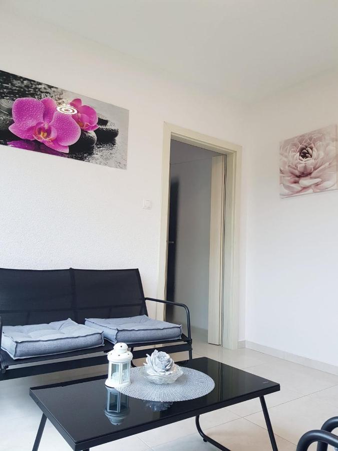 Apartman Tessa فيلا لوكا المظهر الخارجي الصورة
