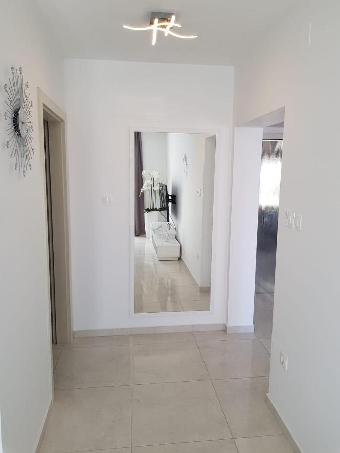 Apartman Tessa فيلا لوكا المظهر الخارجي الصورة